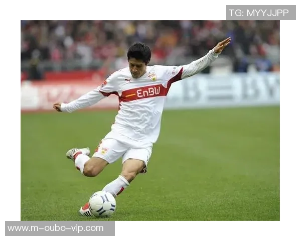 耶拿足球俱乐部的辉煌历程与未来展望：从地方球队到国际舞台的崛起之路