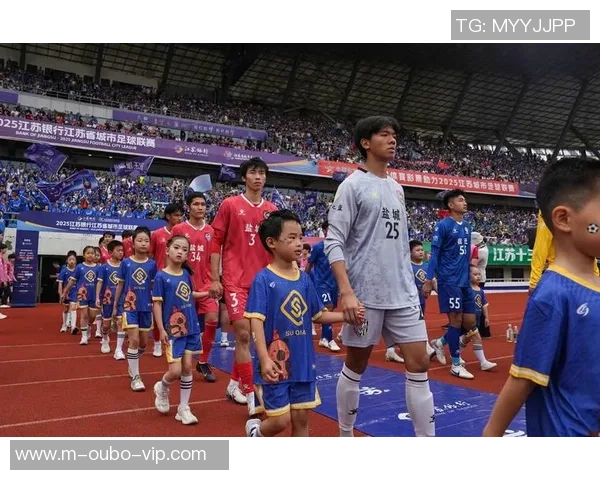 足球俱乐部设施建设对提升球队竞争力和球迷体验的重要性探讨 足球俱乐部设施建设对提升球队竞争力和球迷体验的重要性探讨