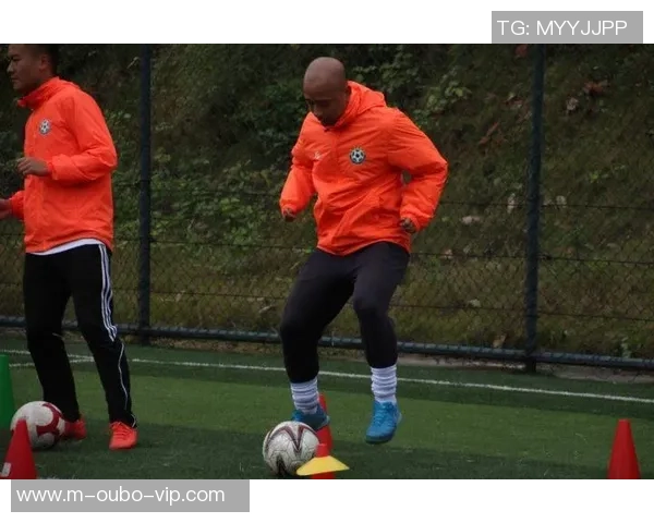 足球培训协议书的签署与执行细则及注意事项解析 足球培训协议书的签署与执行细则及注意事项解析